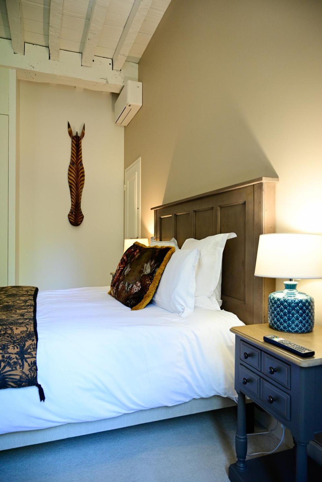 Pavillon Des Millesimes, Piscine & Spa Bed & Breakfast *