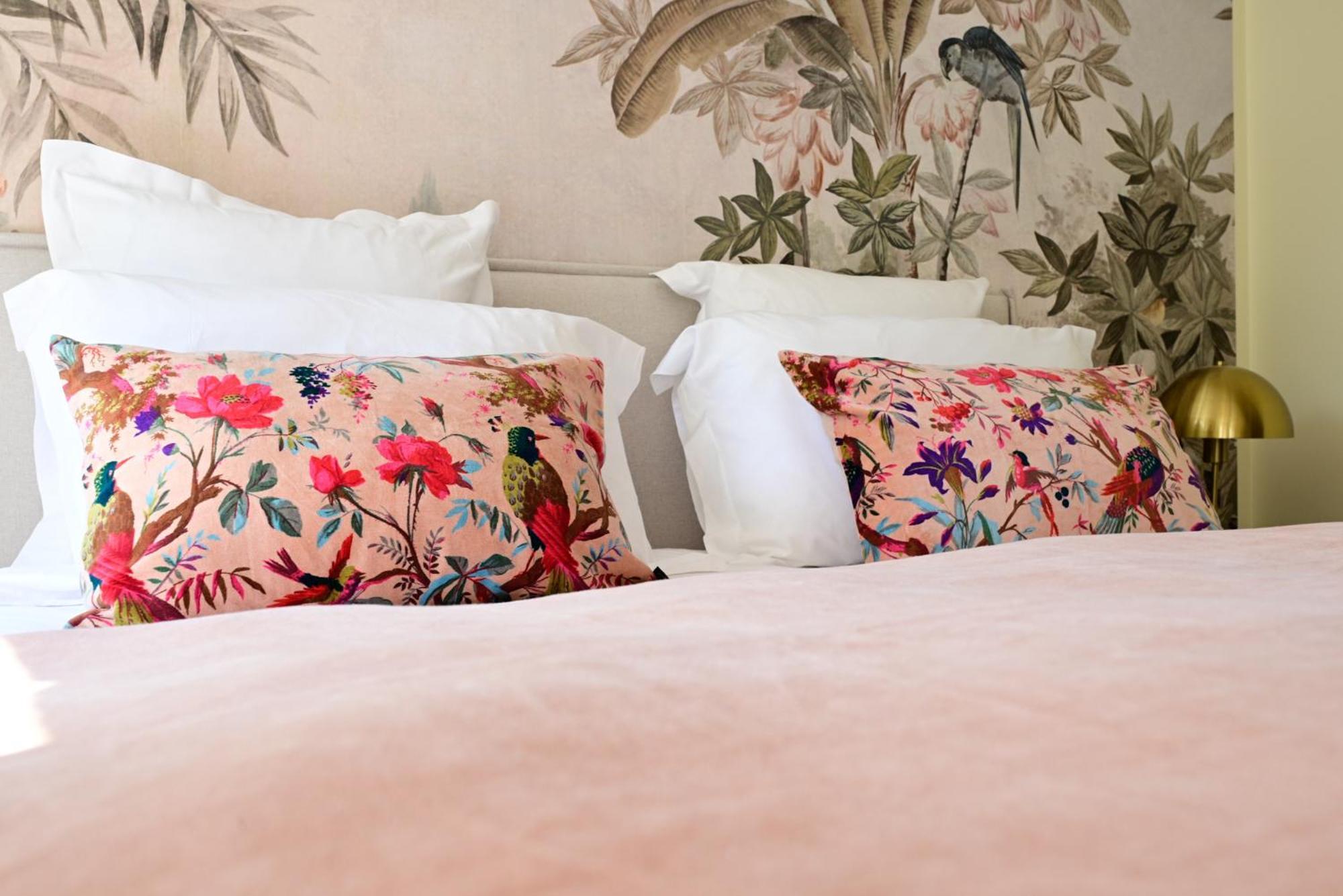 Pavillon Des Millesimes, Piscine & Spa Bed & Breakfast