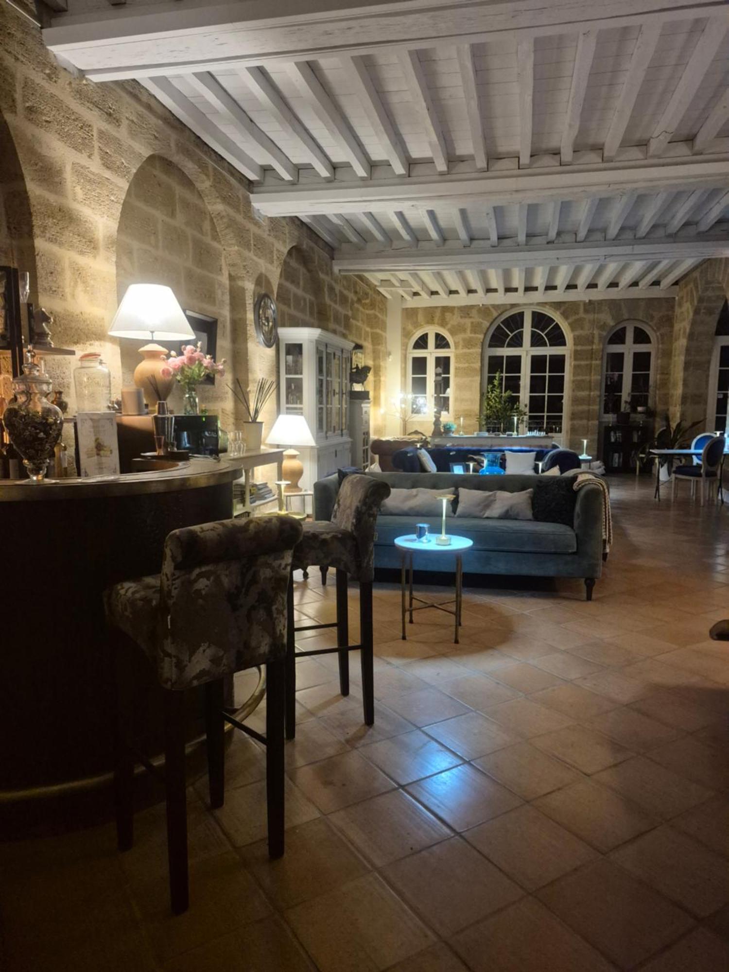 Pavillon Des Millesimes, Piscine & Spa Bed & Breakfast *