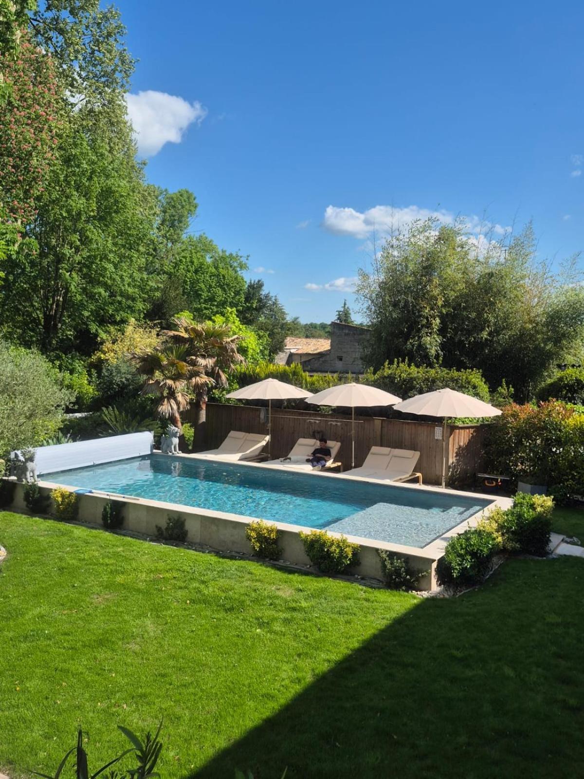 Pavillon Des Millesimes, Piscine & Spa * Lussac (Gironde)