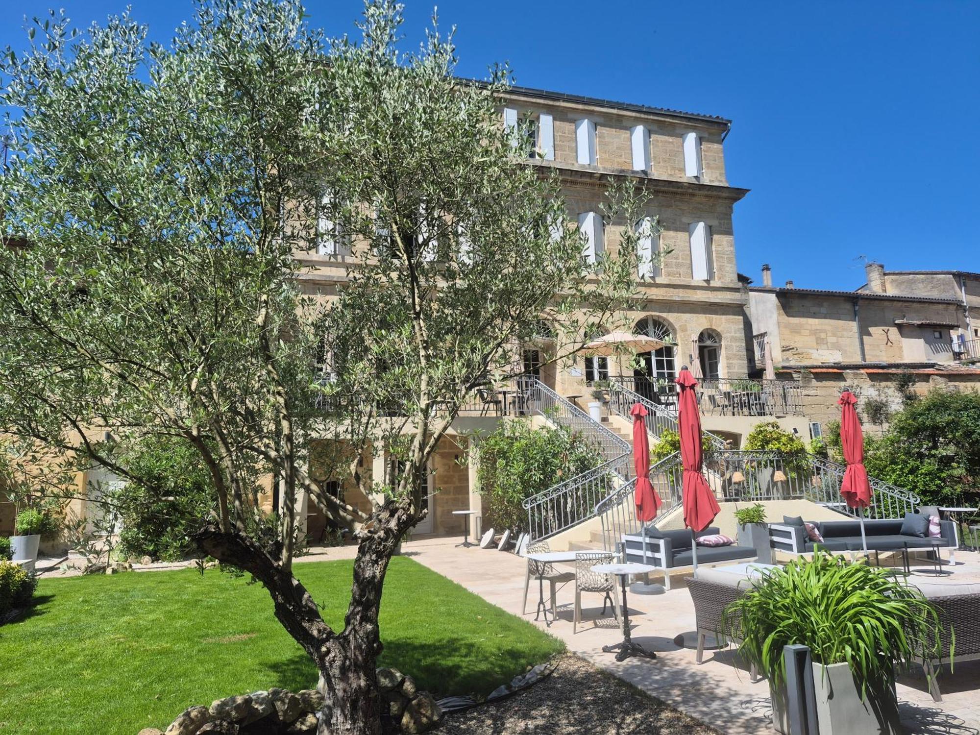 Bed & Breakfast Pavillon Des Millesimes, Piscine & Spa Lussac (Gironde)